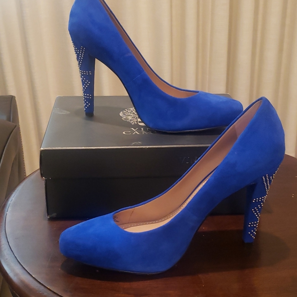 Vince Caputo Kaliope Suede Studded Heels sz9.5